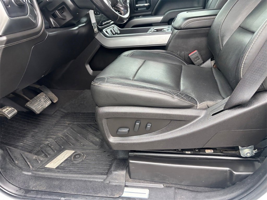 Used 2019 Chevrolet Silverado 2500 LTZ w/ Duramax Plus Package image 25