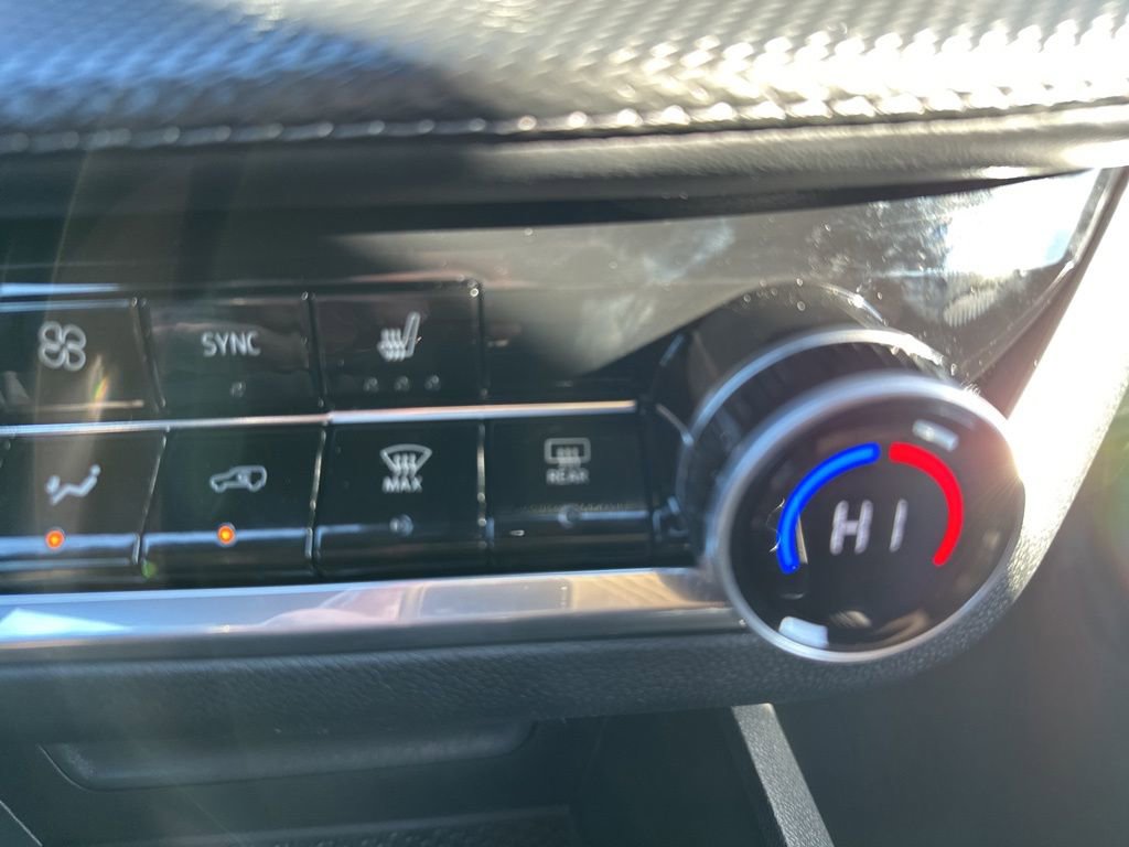 New 2026 Chevrolet Equinox LT image 16