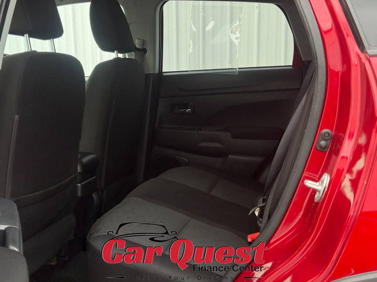 Used 2020 Mitsubishi Outlander Sport ES FWD image 11