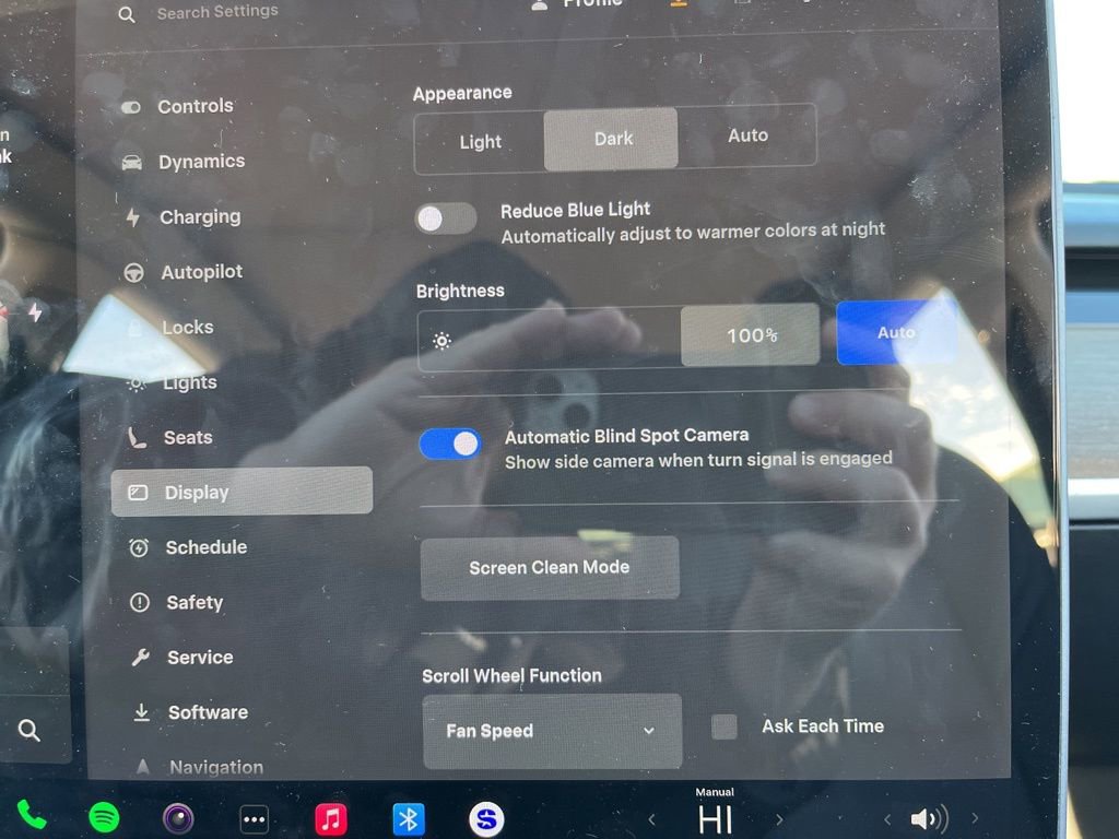 Used 2021 Tesla Model Y Long Range image 29