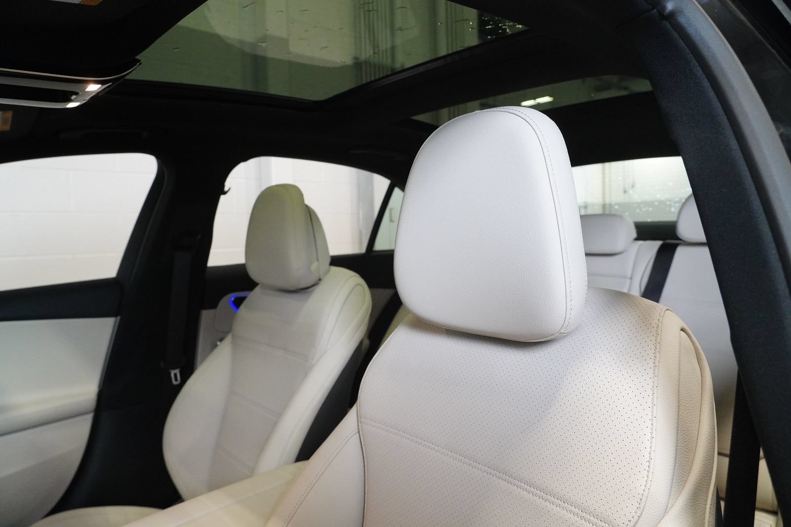 New 2026 Mercedes-Benz C 300 4MATIC Sedan image 15