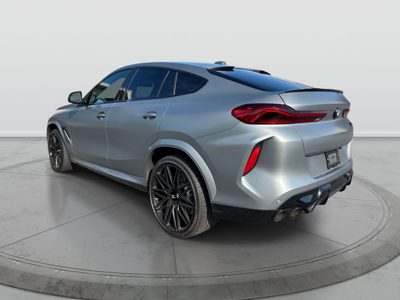 Used 2024 BMW X6 M Competition w/ Executive Package AWD/4WD image 3
