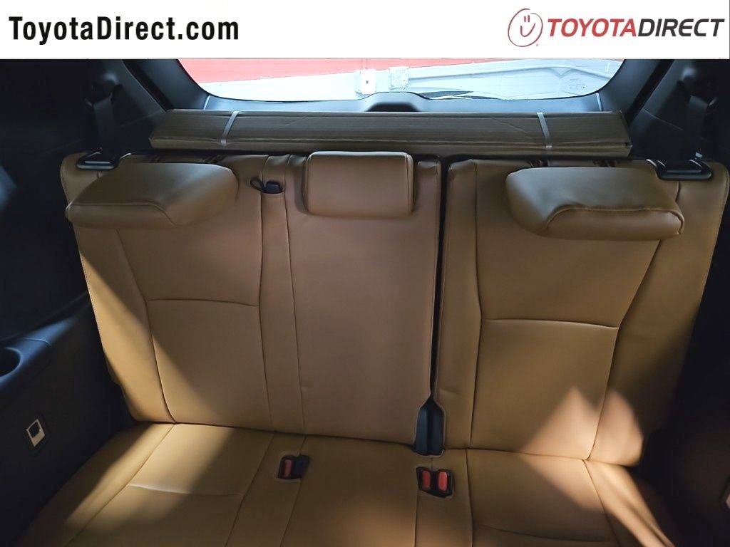 New 2026 Toyota Highlander Platinum AWD/4WD image 22