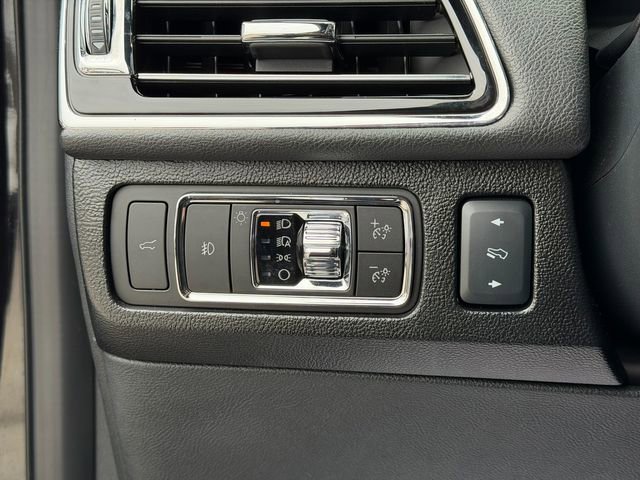 Used 2024 Lincoln Navigator Reserve image 51