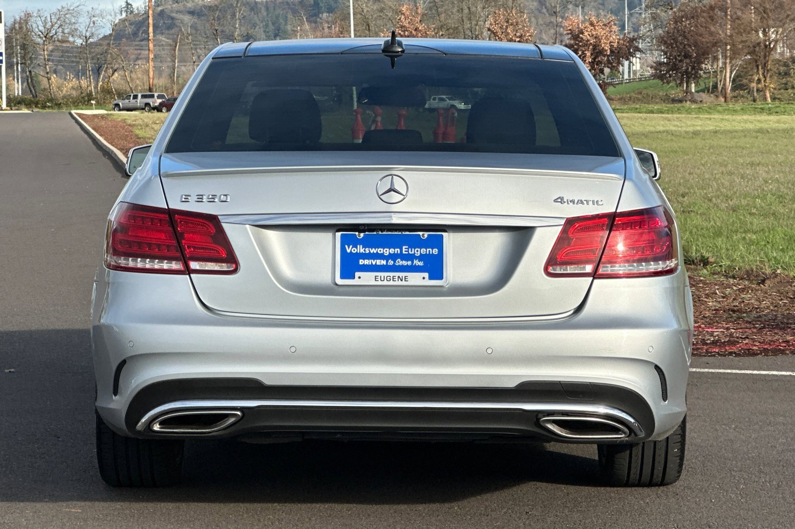 Used 2016 Mercedes-Benz E 350 4MATIC Sedan image 4