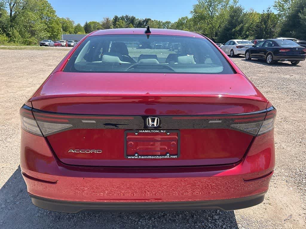 Used 2025 Honda Accord SE image 5