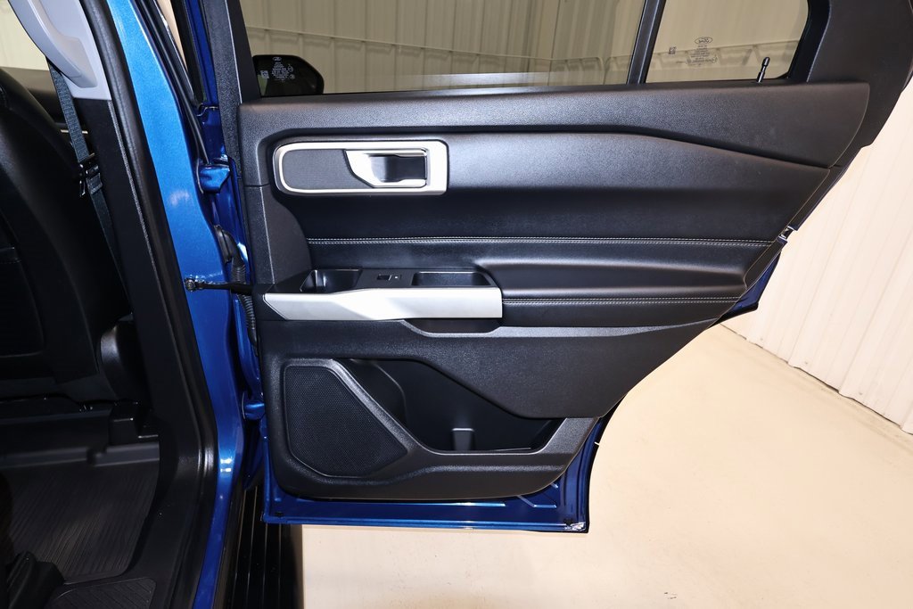 Certified 2020 Ford Explorer XLT w/ Equipment Group 202A image 19