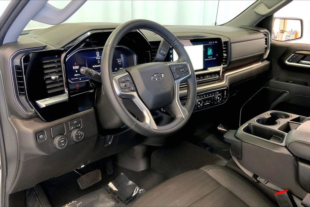 Used 2026 Chevrolet Silverado 1500 RST image 14