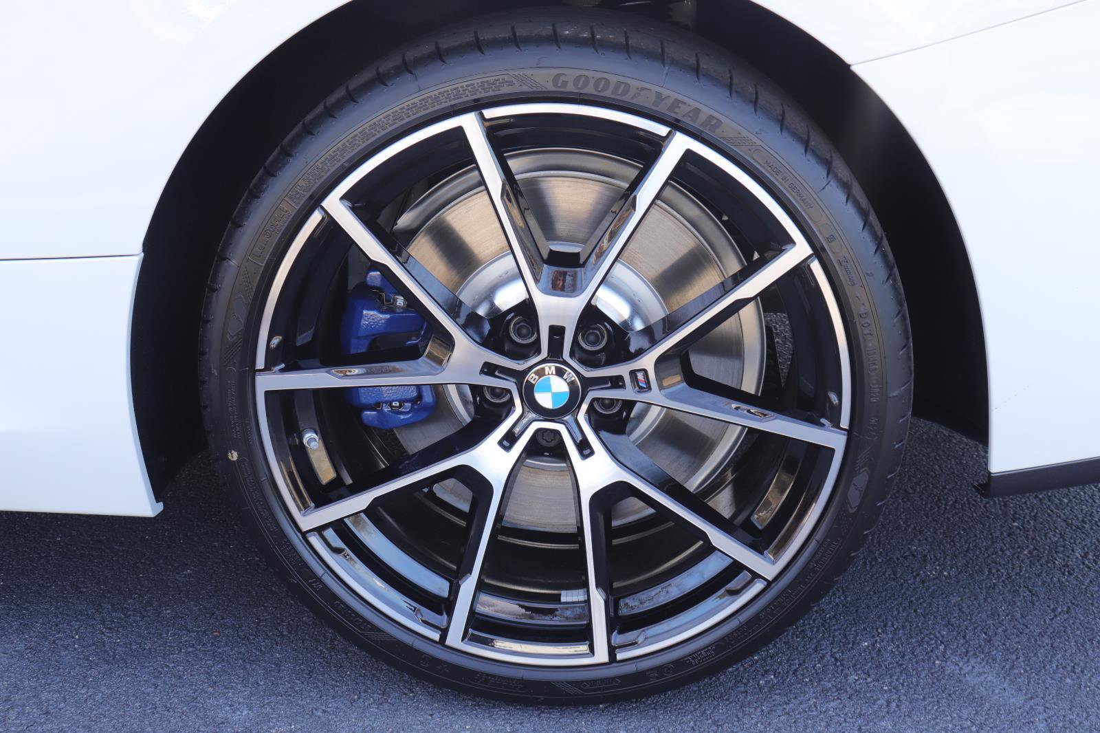 New 2025 BMW 840i Coupe RWD image 39