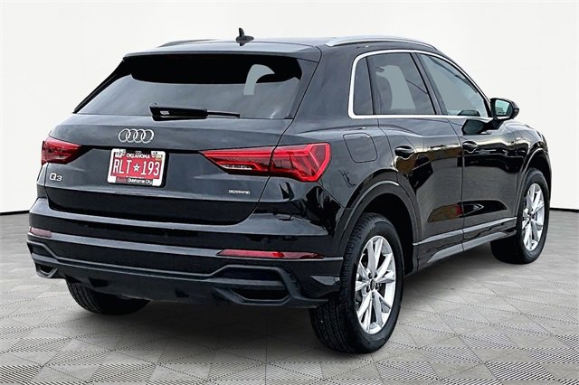 Used 2025 Audi Q3 2.0T Premium w/ Convenience Package image 2