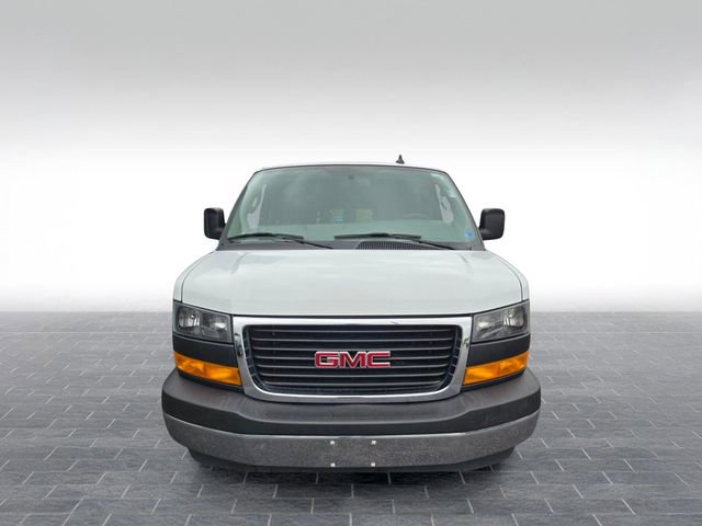 Used 2023 GMC Savana 2500 w/ Driver Convenience Package RWD image 2