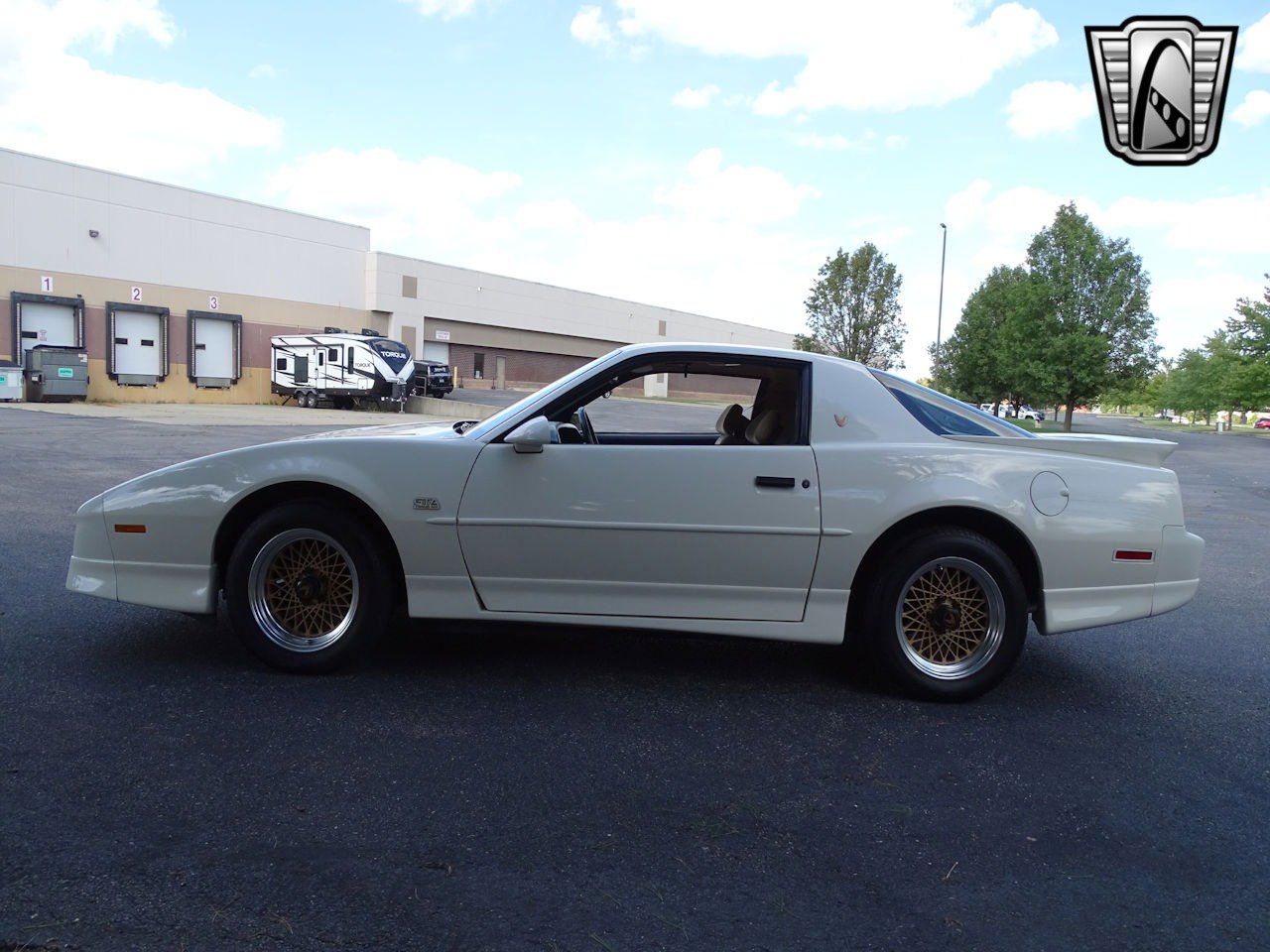 Used 1987 Pontiac Firebird Trans Am image 3