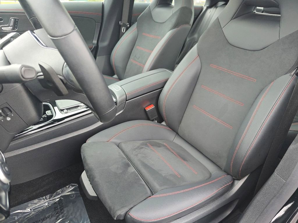 Certified 2023 Mercedes-Benz CLA 250 4MATIC image 22