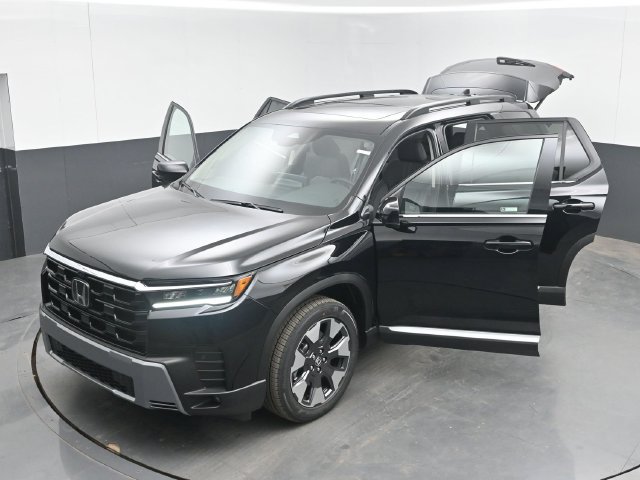 New 2026 Honda Pilot Touring image 55