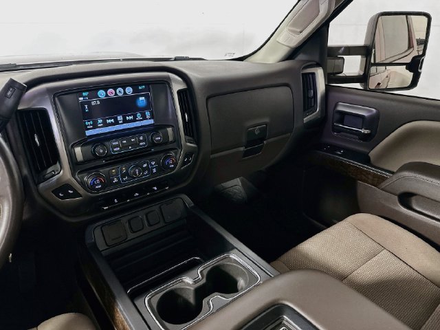 Used 2019 Chevrolet Silverado 3500 LT w/ LT Convenience Package AWD/4WD image 27