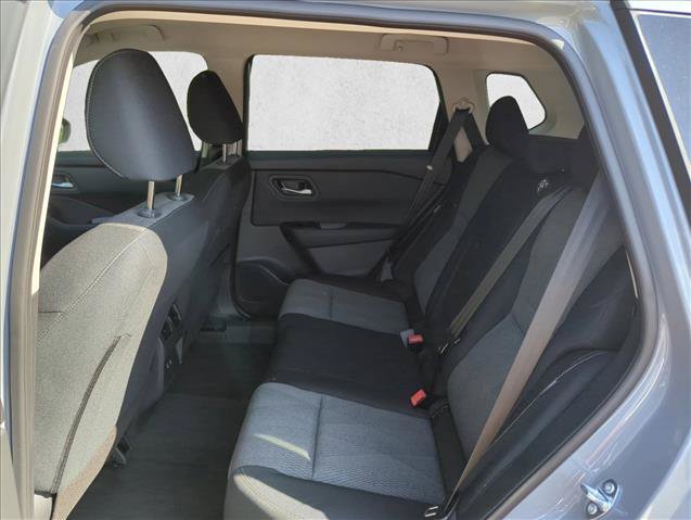 New 2026 Nissan Rogue SV w/ Cold Weather Package AWD/4WD image 16