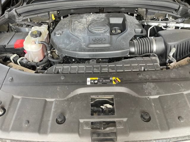 Used 2022 Jeep Grand Cherokee Overland RWD image 30