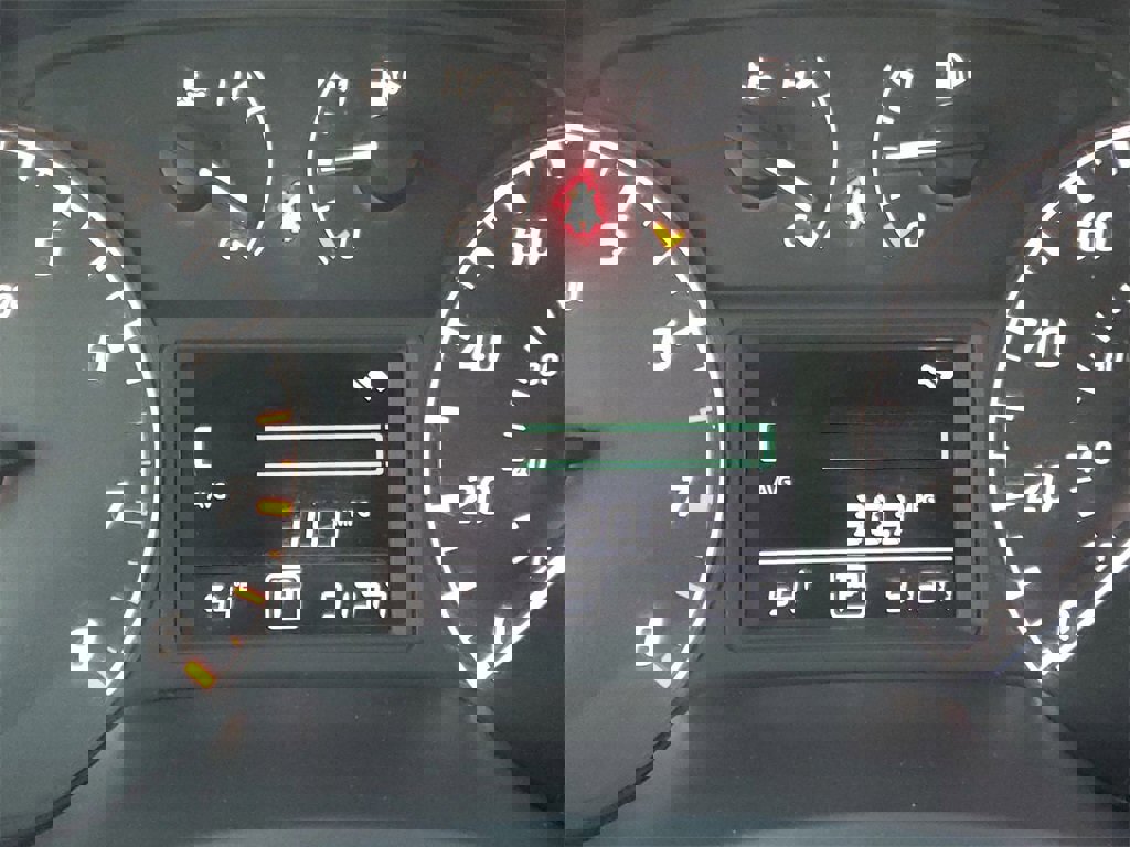 Used 2015 Nissan Sentra S image 12