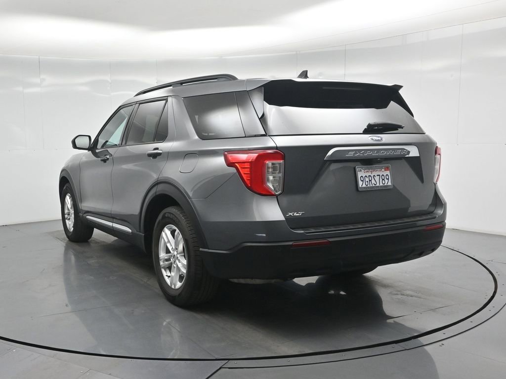 Certified 2023 Ford Explorer XLT RWD image 31