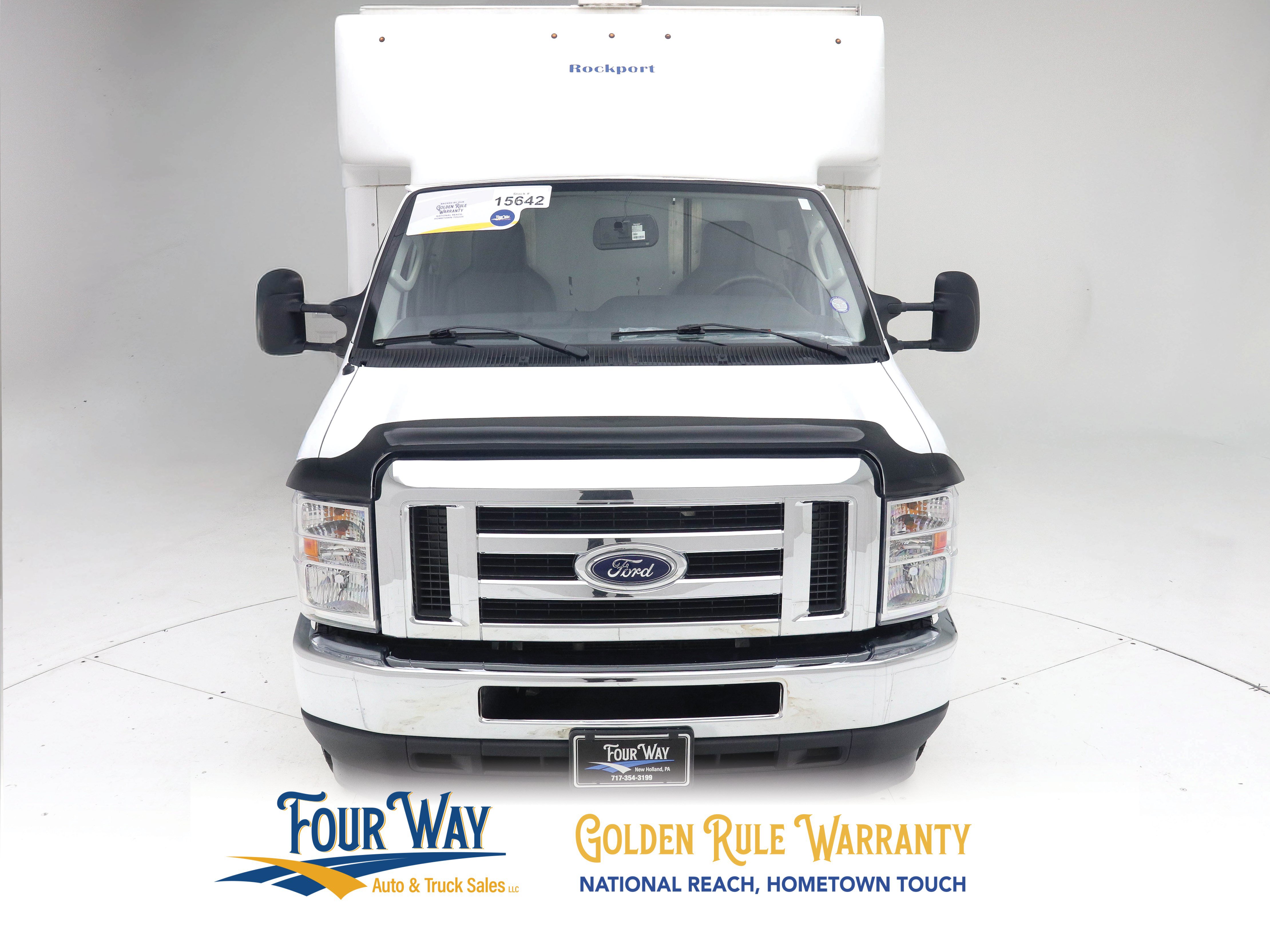 Used 2023 Ford E-450 and Econoline 450 Super Duty w/ Power Windows & Locks Group RWD image 8
