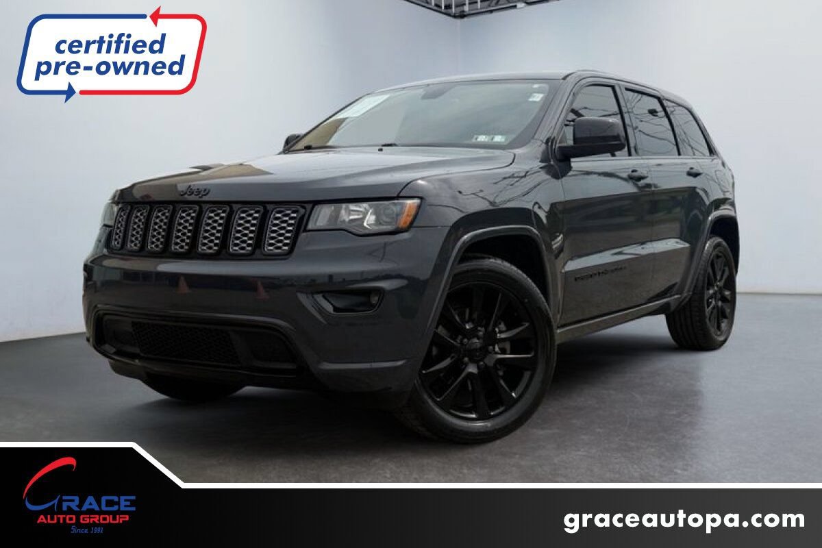 Used 2018 Jeep Grand Cherokee Altitude RWD image 1