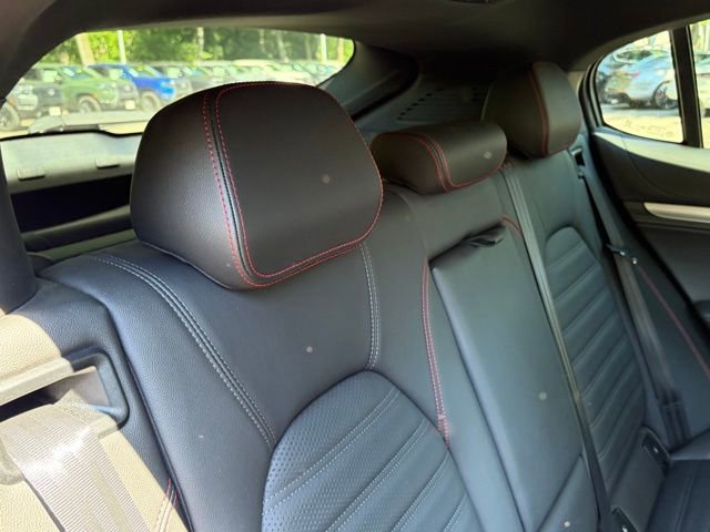 Used 2024 Alfa Romeo Stelvio AWD image 42