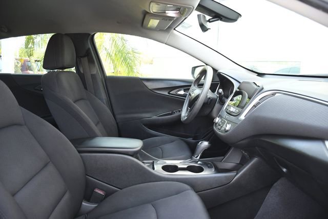 Used 2019 Chevrolet Malibu LS image 26