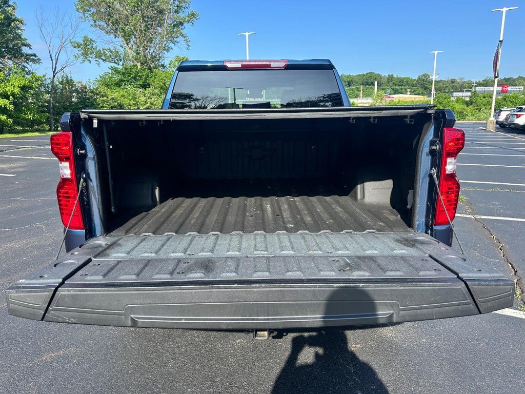 Used 2022 Chevrolet Silverado 1500 Custom AWD/4WD image 5