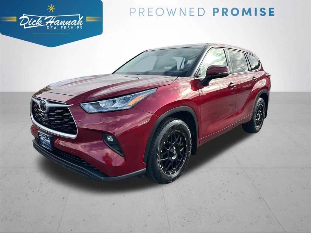 Used 2020 Toyota Highlander LE AWD/4WD image 1