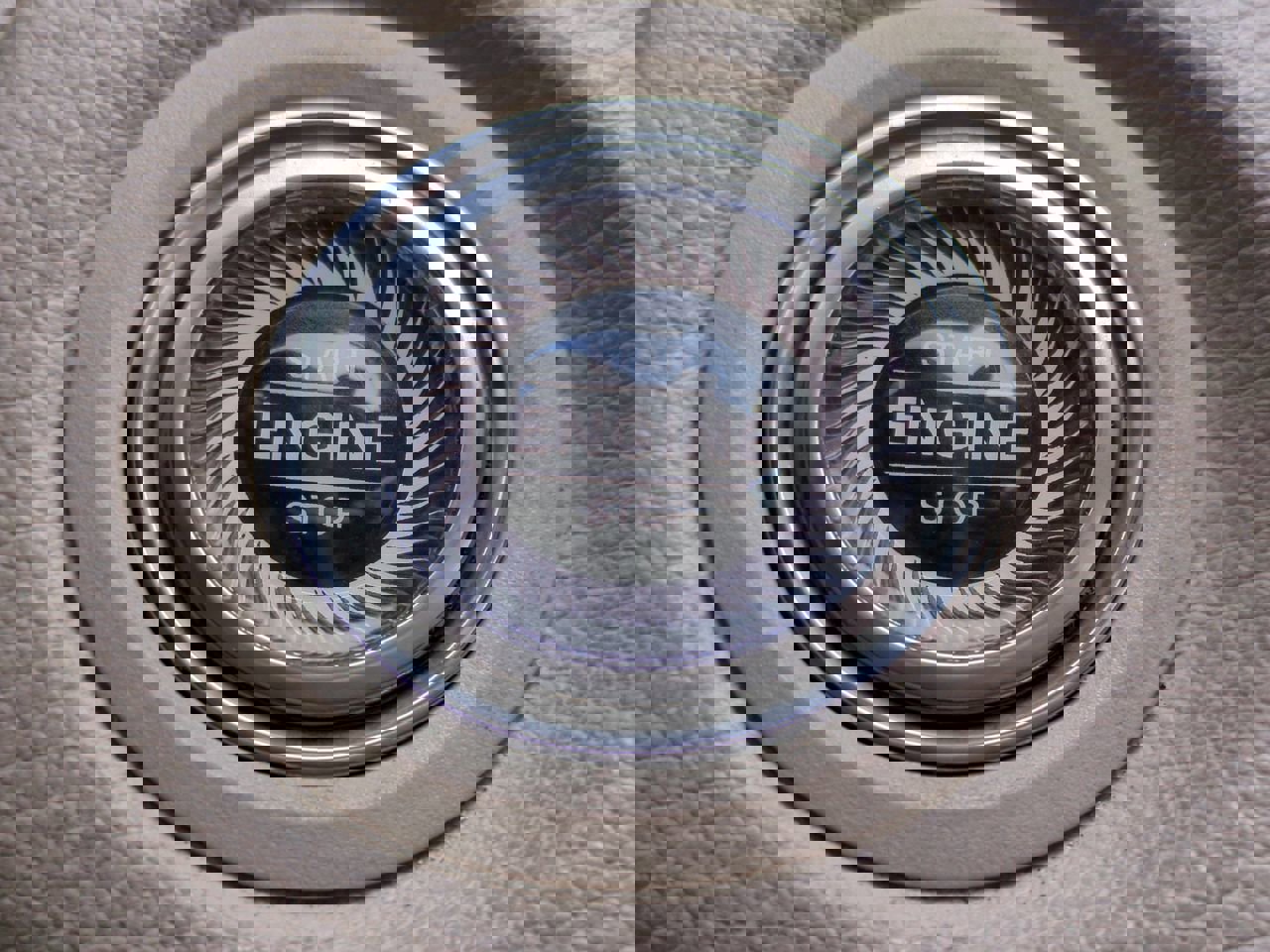 Used 2020 Mercedes-Benz C 300 Sedan image 27