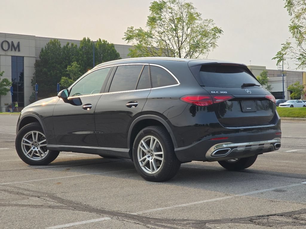 Used 2023 Mercedes-Benz GLC 300 4MATIC image 16