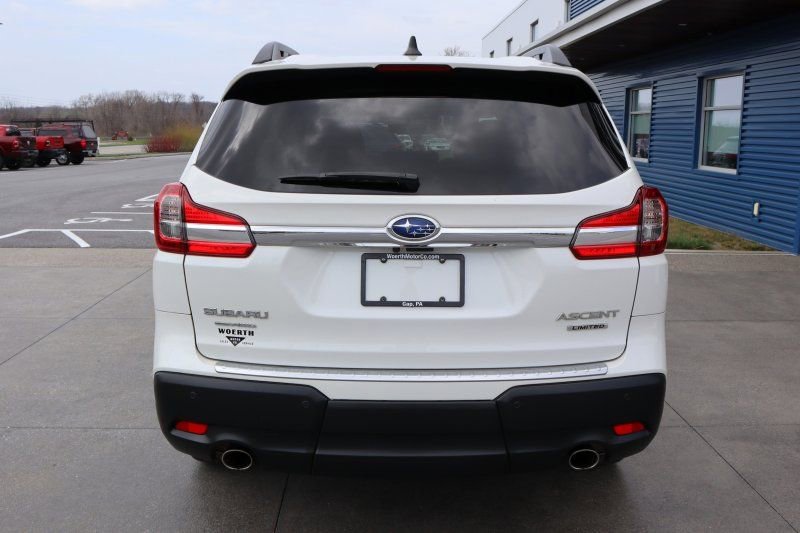 Used 2021 Subaru Ascent Limited w/ Technology Package image 7