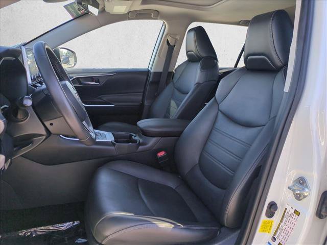 Certified 2021 Toyota RAV4 XLE Premium AWD/4WD image 16