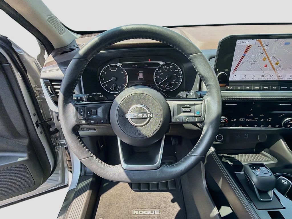 Used 2023 Nissan Rogue SL w/ SL Premium Package FWD image 11