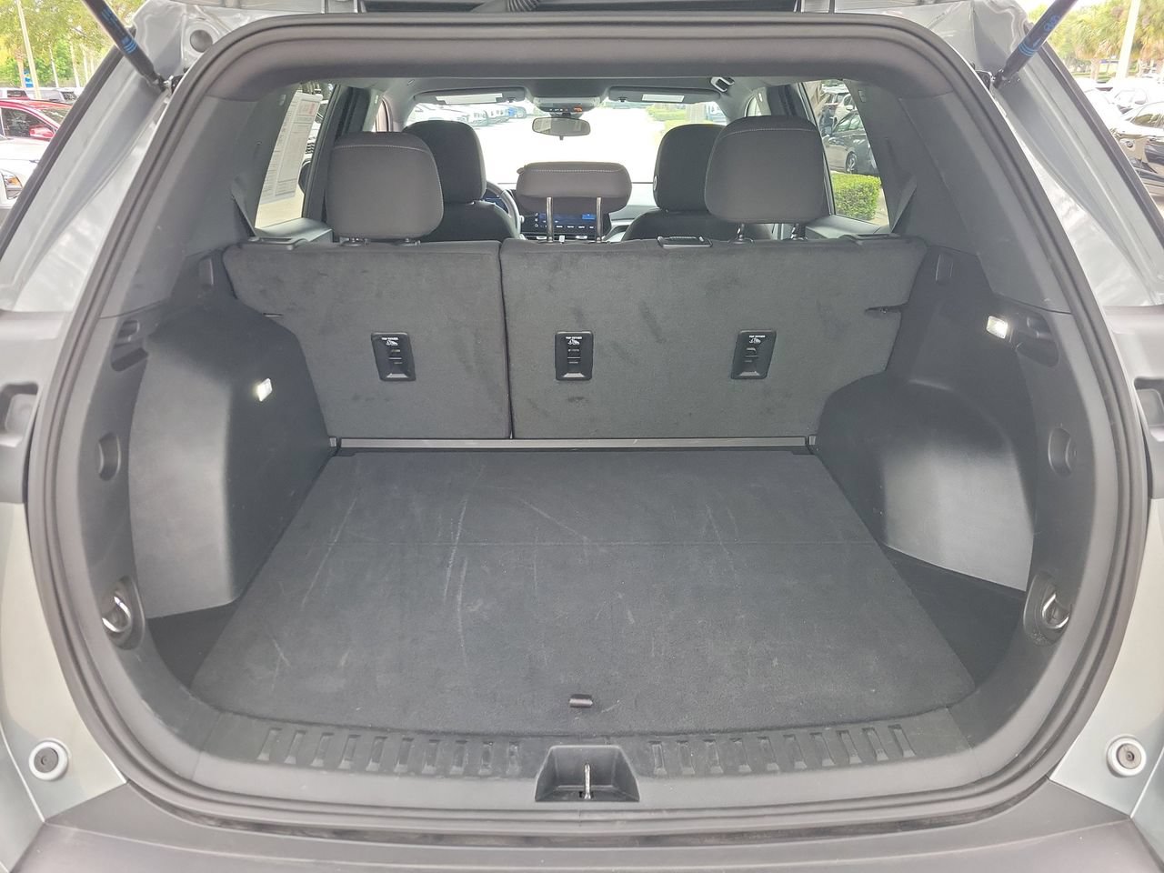 Used 2026 Chevrolet Equinox LT FWD image 7