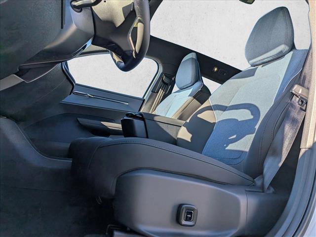 New 2026 Volvo EX30 Plus w/ Protection Package Premier image 4