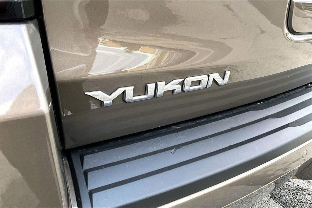 Used 2016 GMC Yukon SLT AWD/4WD image 8