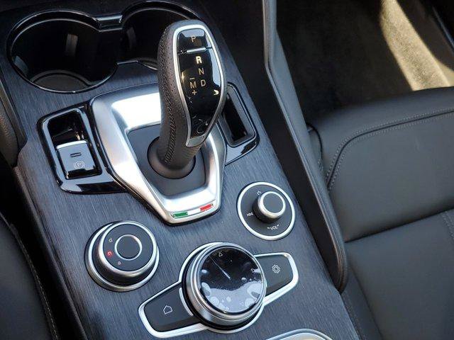 New 2024 Alfa Romeo Giulia Sprint RWD image 15