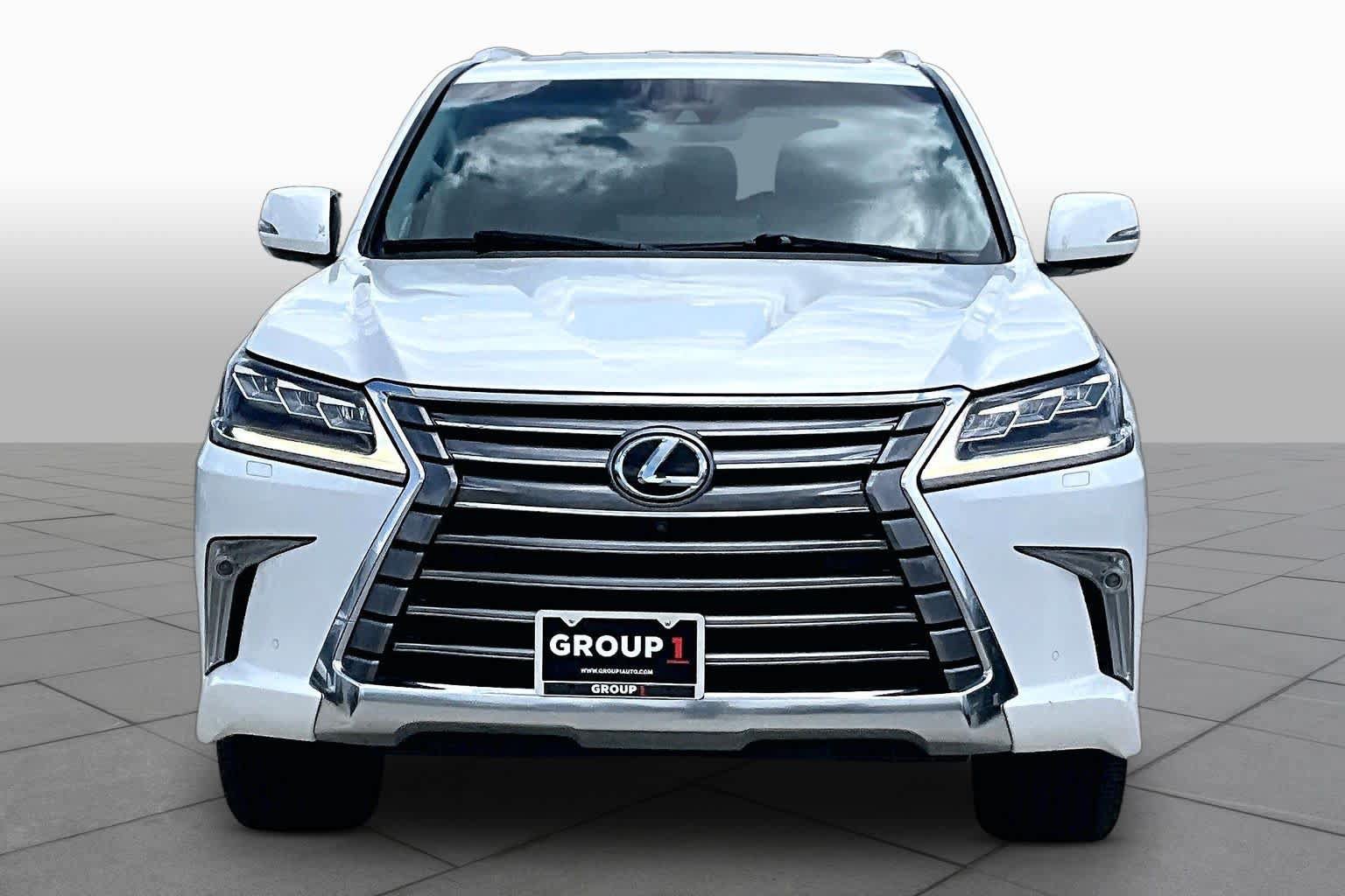 Used 2017 Lexus LX 570 4WD image 4