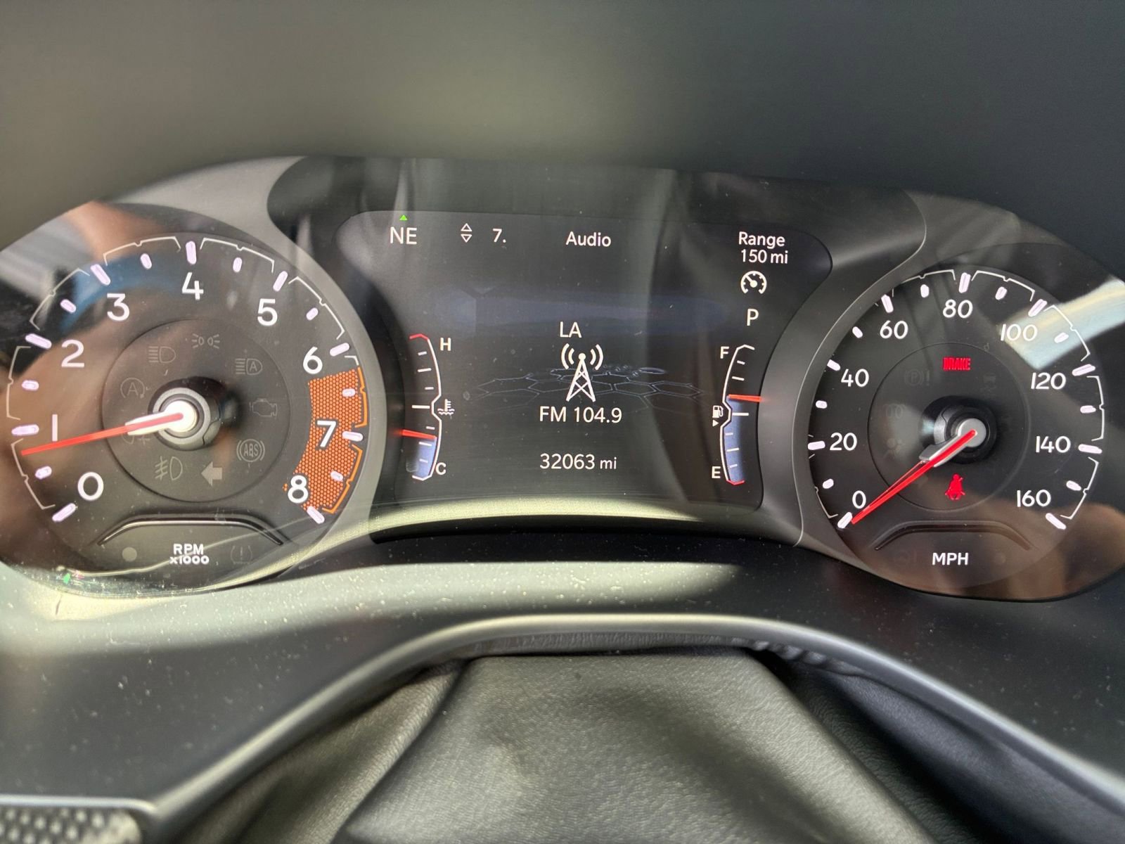 Used 2025 Jeep Compass Trailhawk image 39