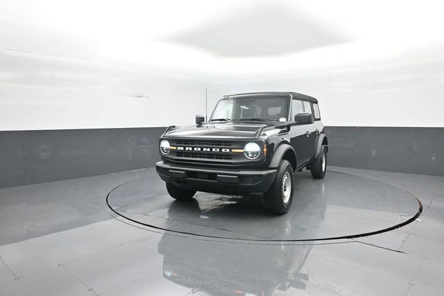 New 2026 Ford Bronco 4-Door image 3