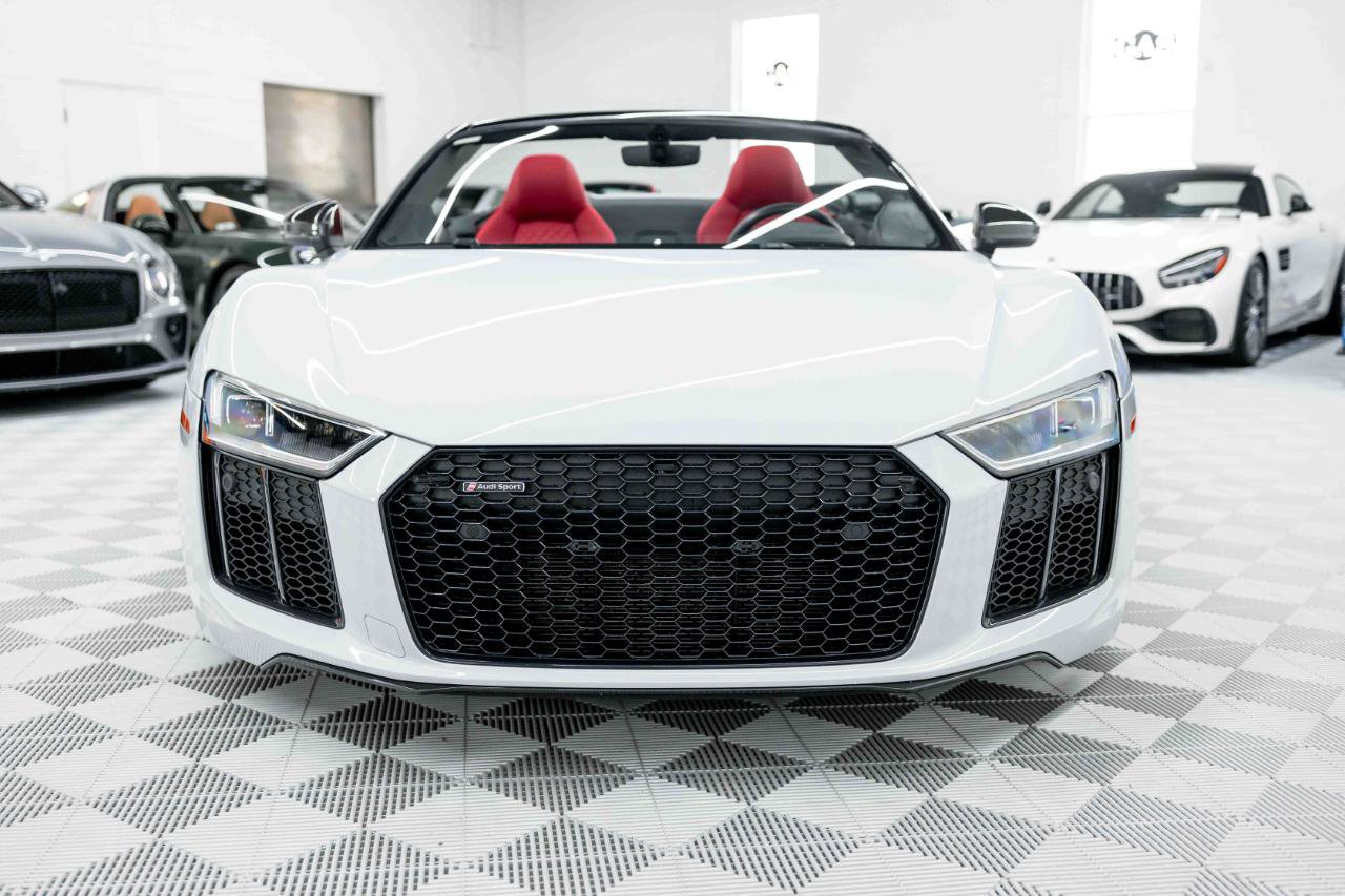 Used 2018 Audi R8 V10 plus image 4