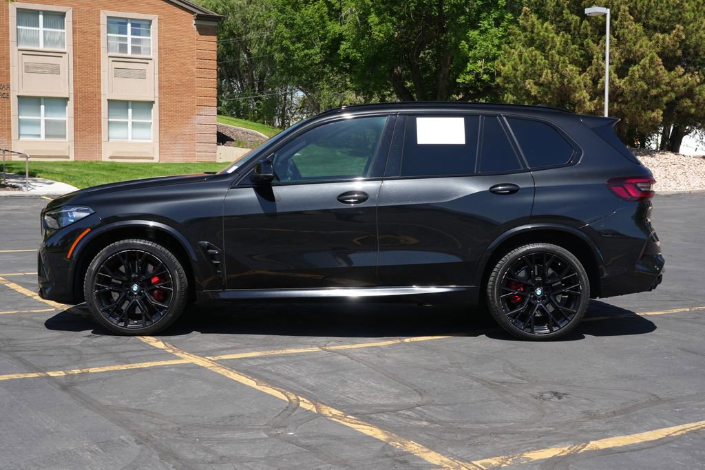 Used 2022 BMW X5 M w/ Competition Package 2 AWD/4WD image 2