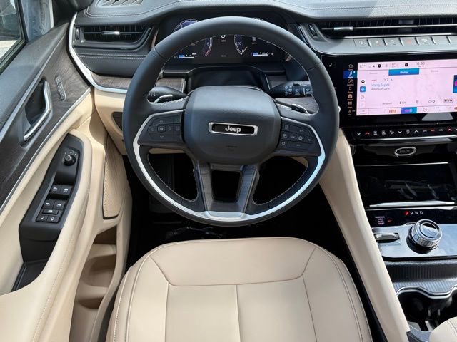 New 2026 Jeep Grand Cherokee Limited AWD/4WD image 39