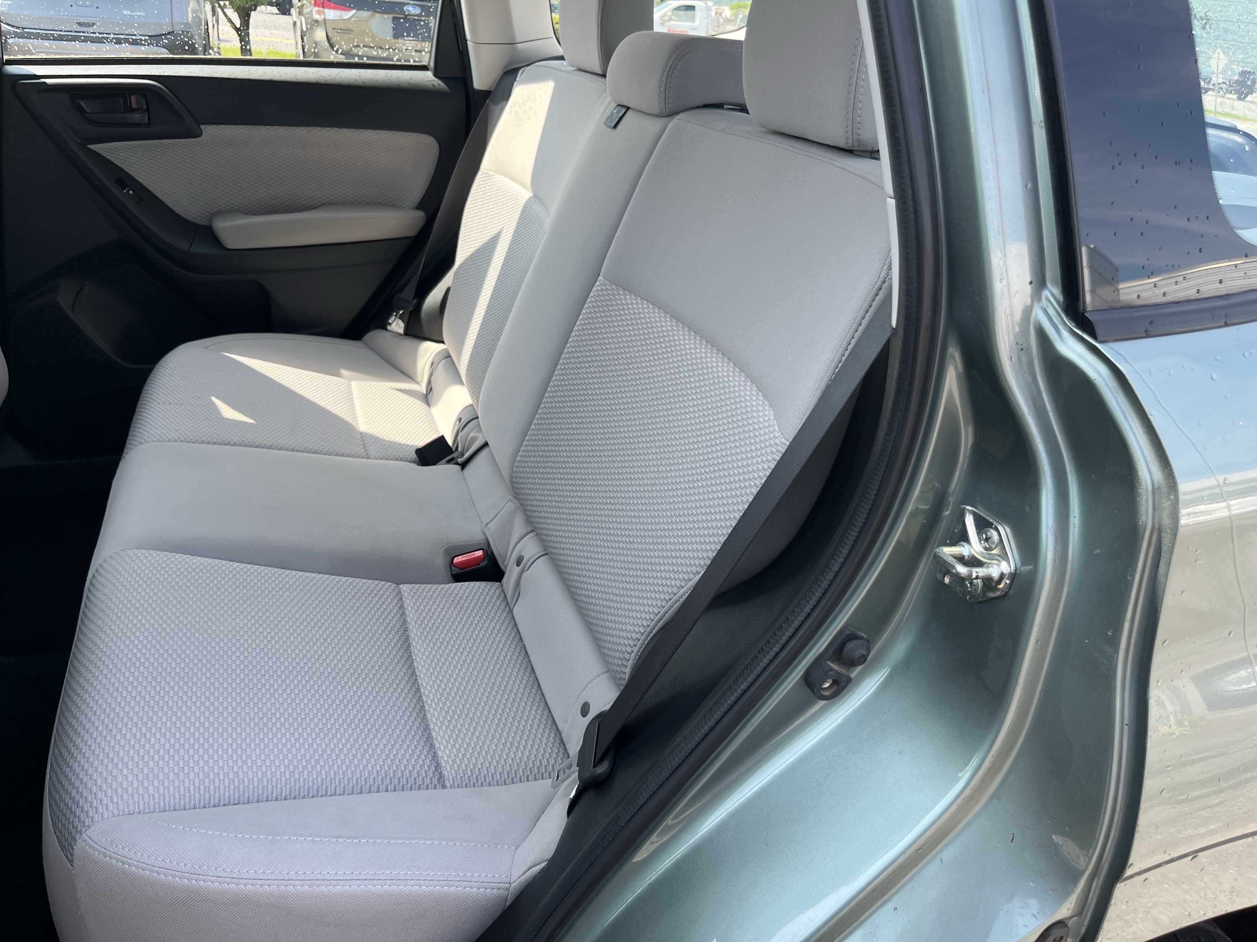 Used 2018 Subaru Forester 2.5i w/ Protection Package #1 AWD/4WD image 17