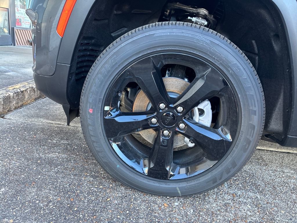 New 2025 Jeep Grand Cherokee image 25