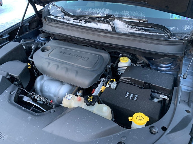 Used 2020 Jeep Cherokee Latitude Plus w/ Comfort/Convenience Group image 30