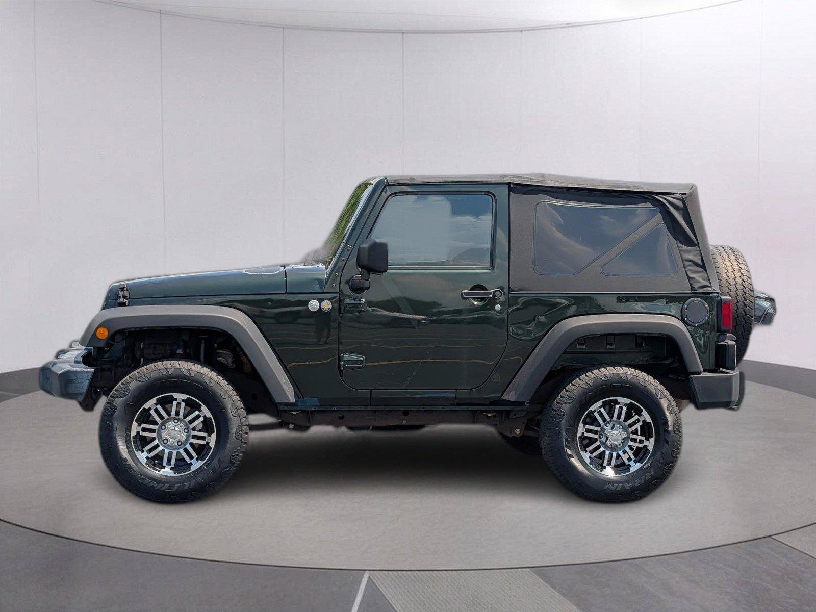 Used 2010 Jeep Wrangler Sport AWD/4WD image 2