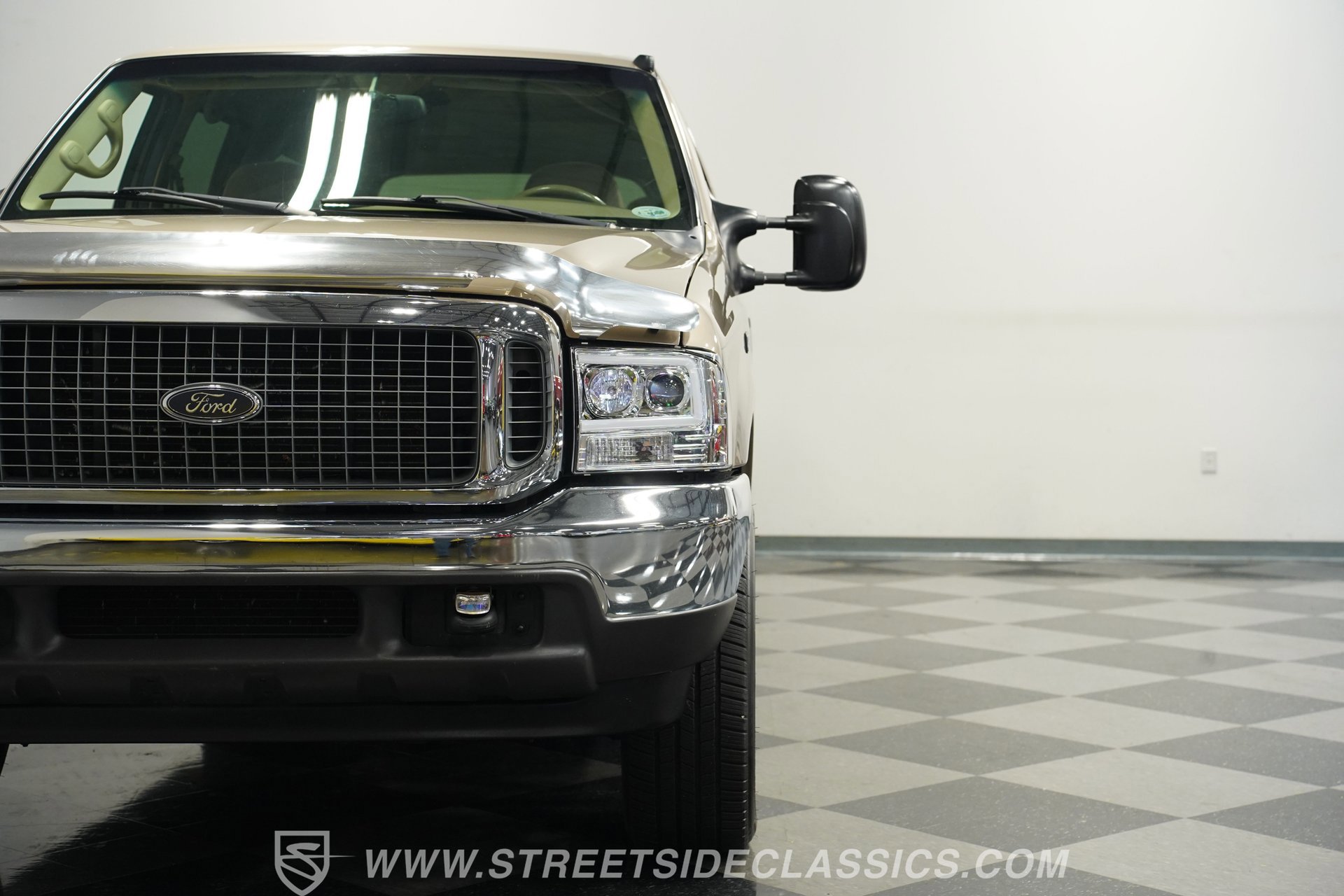 Used 2000 Ford Excursion XLT image 19