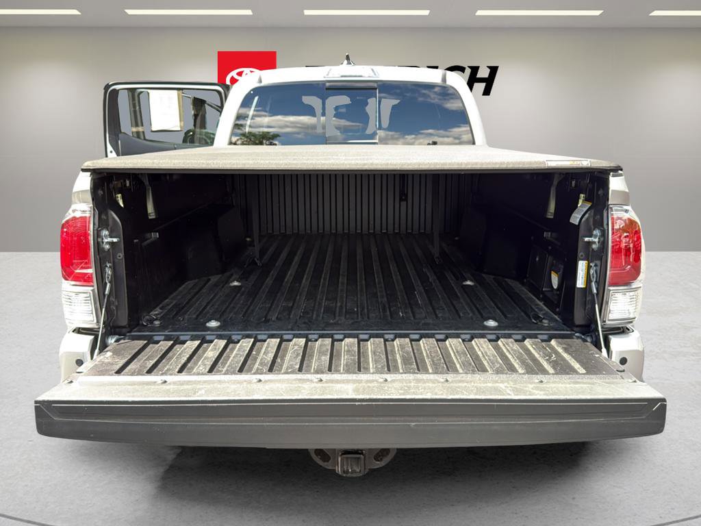 Used 2023 Toyota Tacoma TRD Sport w/ TRD Premium Sport Package AWD/4WD image 16